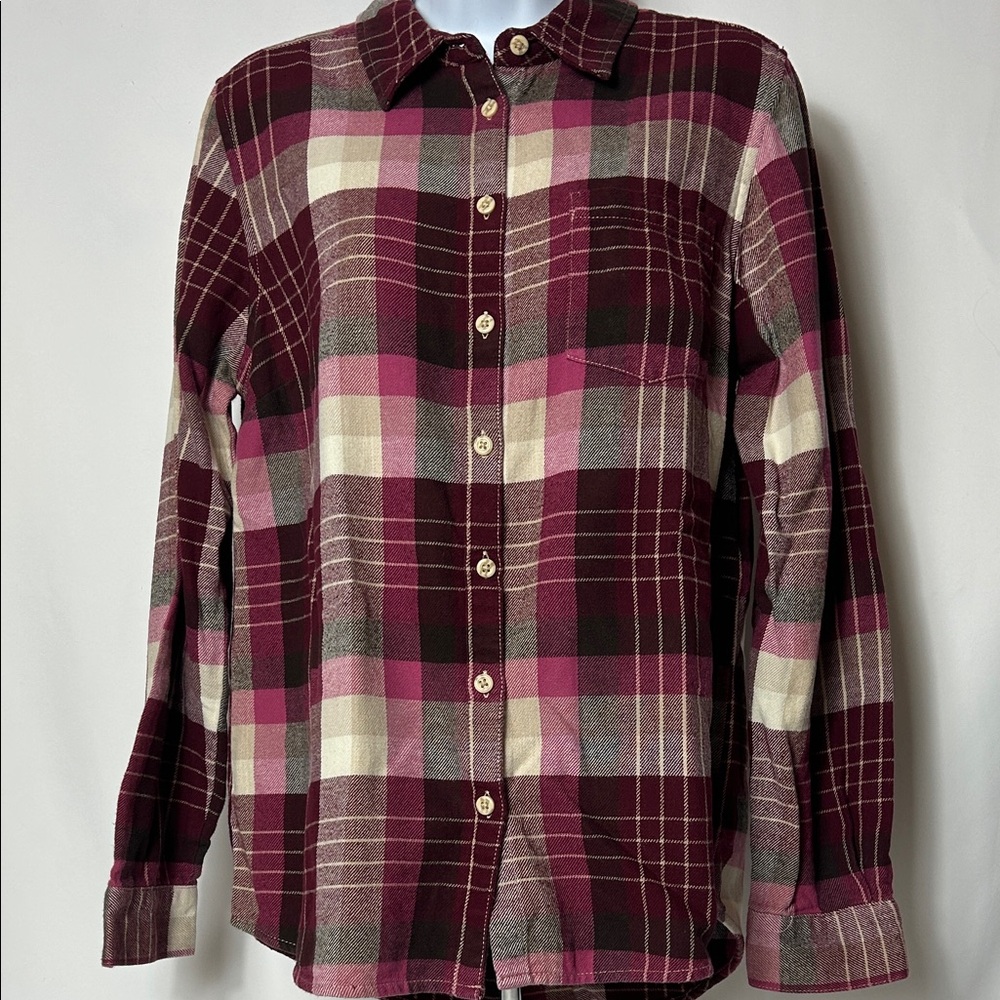 G.H. Bass & Co. Women’s Medium Plaid Long Sleeve Casual Button Front Shirt